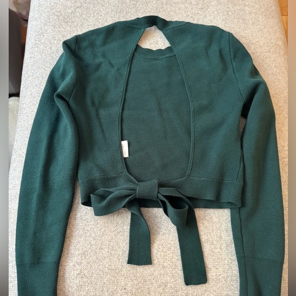 Abercrombie & Fitch Forest Green tie back Knit Sweater - Picture 2 of 6